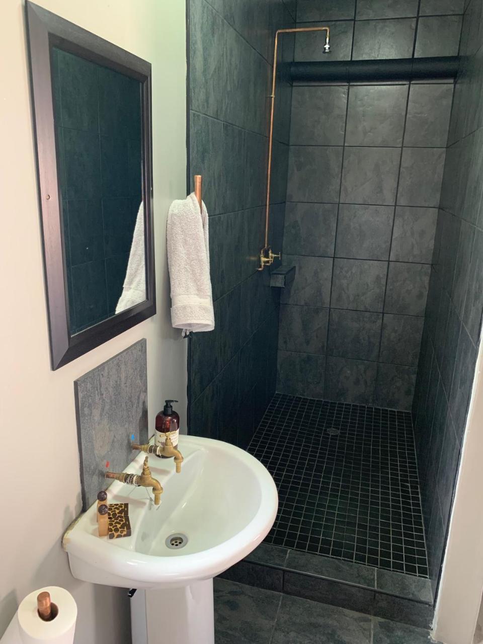 Country Lodge Upington Bagian luar foto